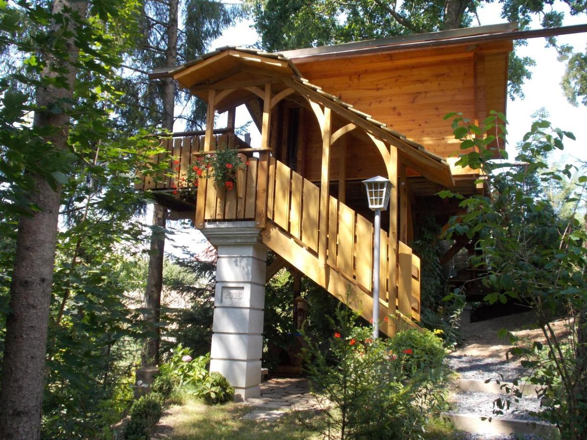 Baumhaus Wolfshoehle Fischach Exterior photo